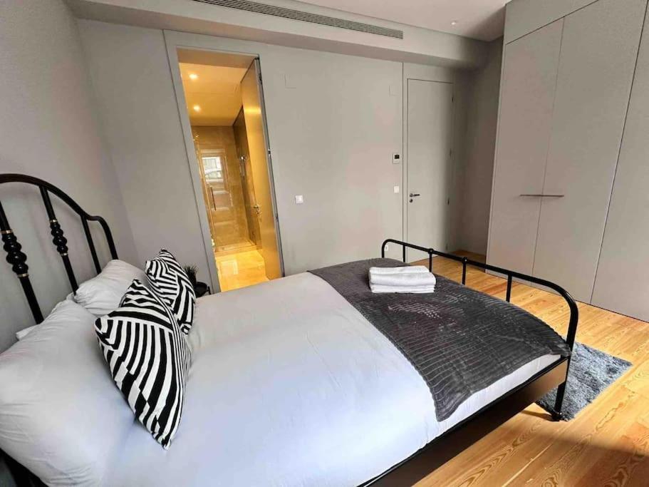 Lisbon Marques De Pombal Top Flat Great Locations City Center B מראה חיצוני תמונה