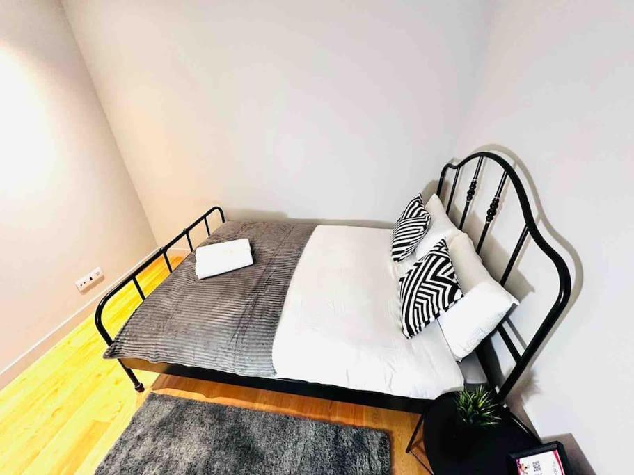 Lisbon Marques De Pombal Top Flat Great Locations City Center B מראה חיצוני תמונה